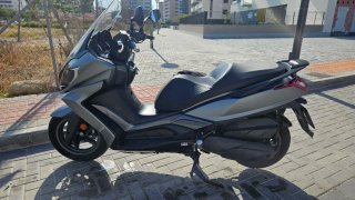 Kymco Super Dink 350i Maxi Scooter