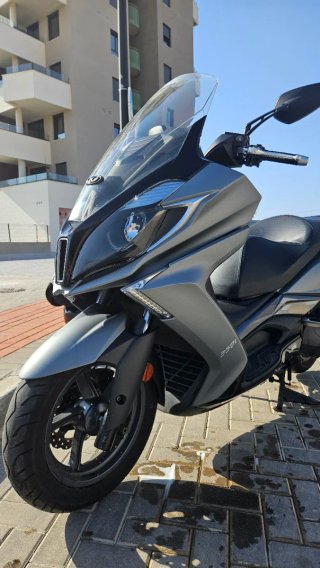Kymco Super Dink 350i Maxi Scooter
