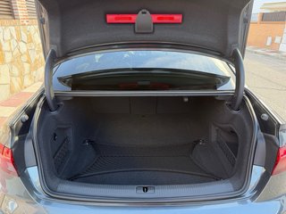 Audi A4 40 TDI 204 CV S LINE BLACK EDITION