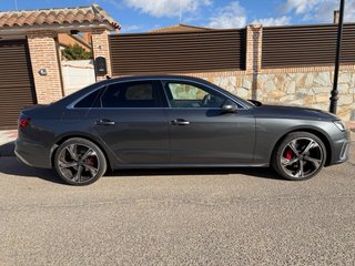 Audi A4 40 TDI 204 CV S LINE BLACK EDITION