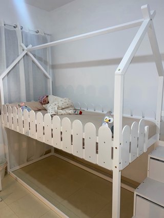 Litera Casita Blanca Nueva+colchones a estrenar.