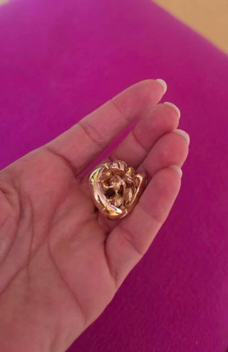 Anello con strass multicolor
