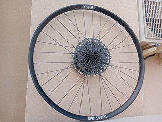 12 x148, 20 x110, 26 x30 2 DT Swiss enduro nuevas