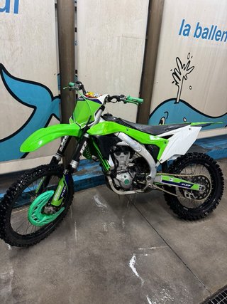 Kawasaki KX 450F - Moto de Cross