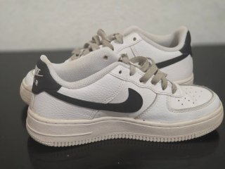 Zapatillas Nike Air Force 1 Blancas y Negras