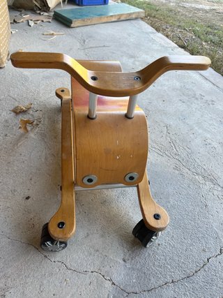 Moto 4 ruedas madera