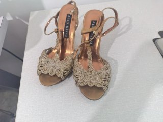 Sandalias ALEX SILVA doradas
