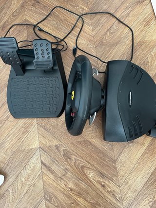 Volante Ferrari Thrustmaster