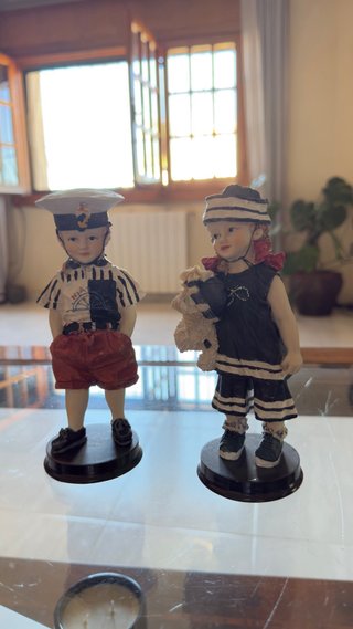 Figuras niños marineros