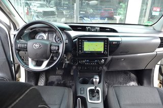 Toyota Hilux 4x4 DSG+Camara+Estriberas+Caja Traser