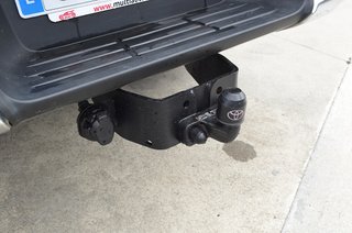 Toyota Hilux 4x4 DSG+Camara+Estriberas+Caja Traser
