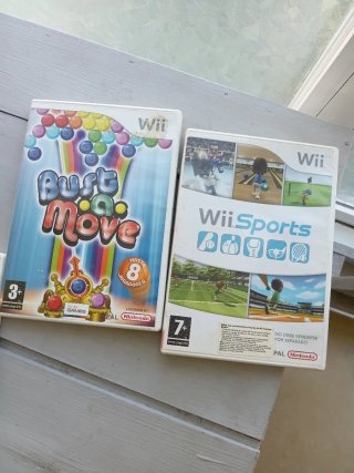 Nintendo Wii Mini Roja + Juegos + accesorios