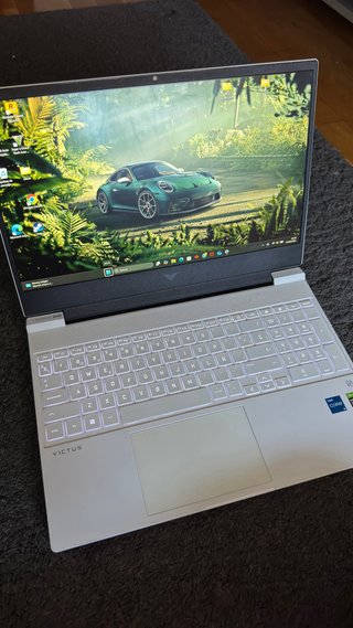 HP Victus 15-fa0xxx
