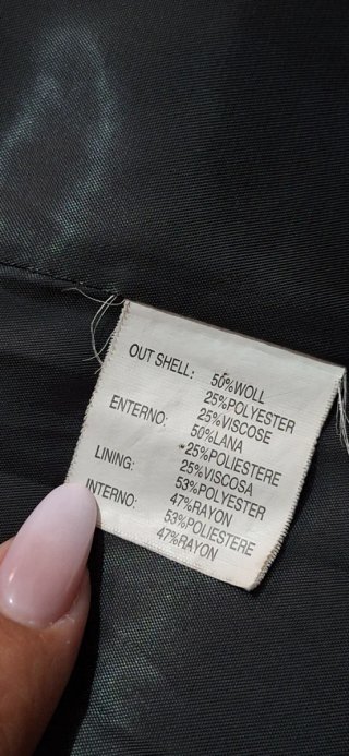 Elegante Cappotto Grigio Scuro Lavinia Fontana