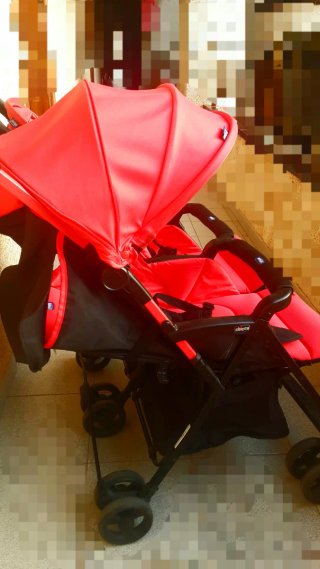 Cochecito doble Chicco rojo