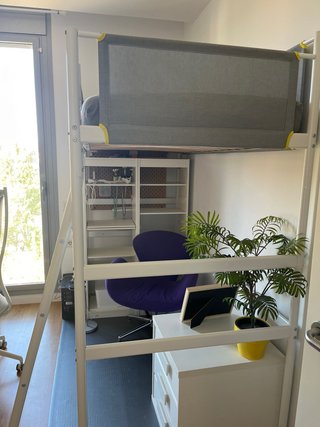 Cama alta Ikea Vitval blanca. Menos de un año.