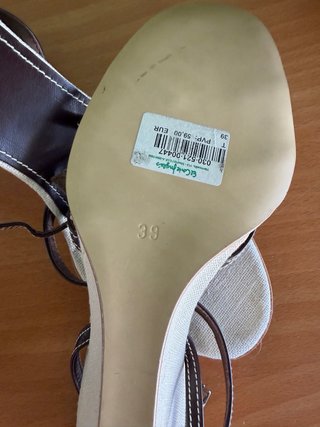 Cuñas El Corte Inglés Beige y Marrón