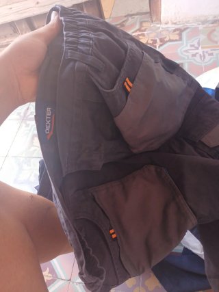 Ropa de trabajo nueva y semi-nueva