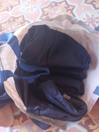 Ropa de trabajo nueva y semi-nueva