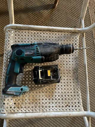 Taladro Inalámbrico Makita DHR165