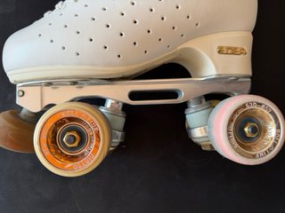 Patines Artísticos Edea y juego de ruedas Giotto