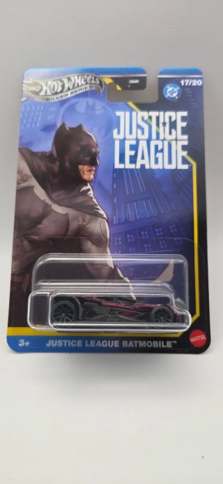 Hot Wheels Justice League Batmobile 17/20