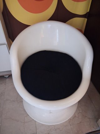 Sedia Ikea anni '70 in plastica bianca