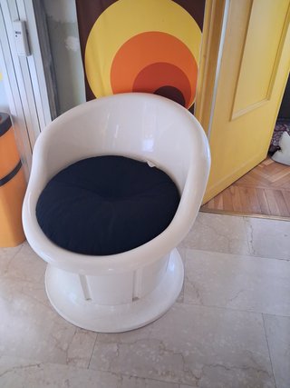 Sedia Ikea anni '70 in plastica bianca