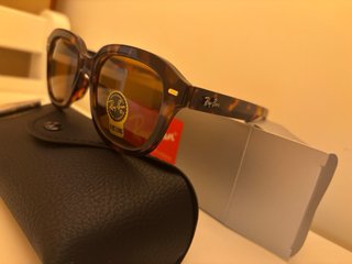 Gafas de sol Ray-Ban nuevas