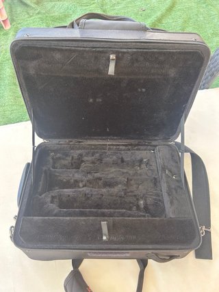 Maletín Clarinete Varios Compartimentos