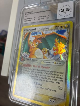 Carta Pokémon Charizard Delta Species 4/100