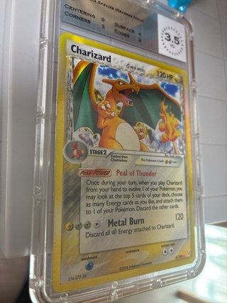 Carta Pokémon Charizard Delta Species 4/100