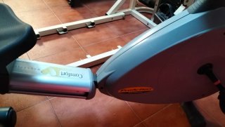 Bicicleta Estática BH Fitness ProAction