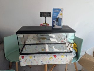 Acuario 85L con tapa y luz LED