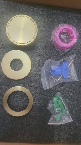 Grifo empotrado y kit de embellecedor premium
