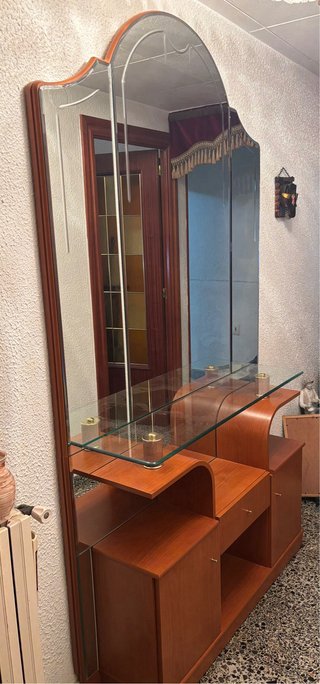 Mueble recibidor madera y cristal