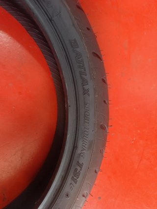 Neumático Battlax T31 120/70/17 Sport Touring