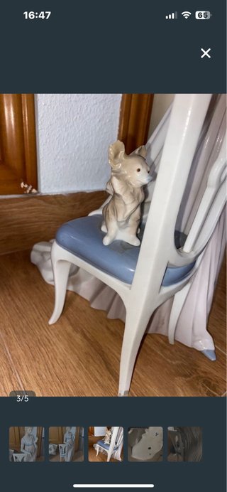 Figura Lladró Mujer con Silla y Gato