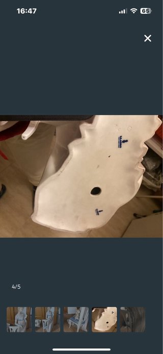 Figura Lladró Mujer con Silla y Gato