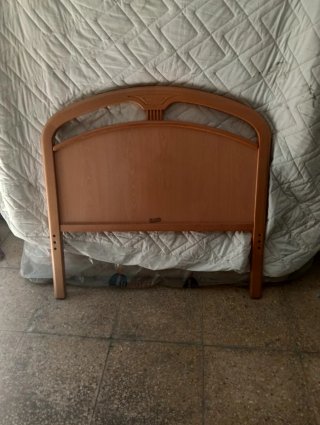 Cabecero de madera para cama