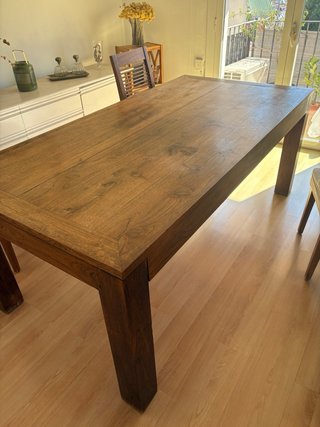 Mesa comedor con 4 sillas y Mesita