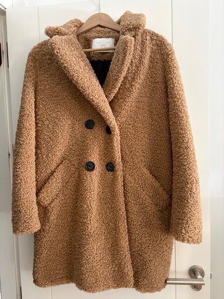 Abrigo peluche Zara beige Talla M
