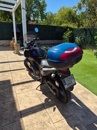Honda Transalp 700 Adventure Azul