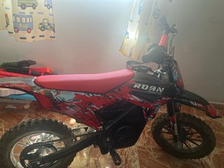 Moto Eléctrica ROAN Motocross Roja y Negra