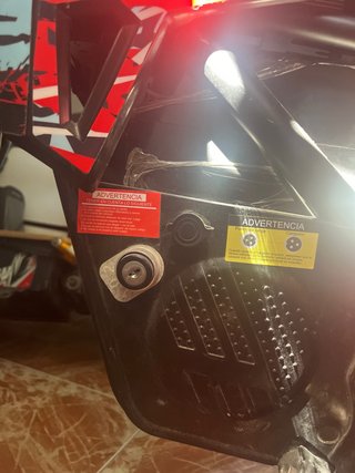 Moto Eléctrica ROAN Motocross Roja y Negra