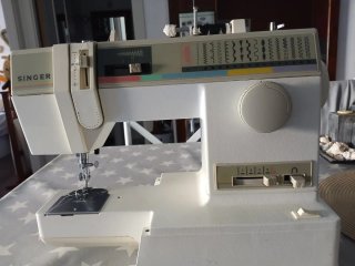 Máquina de coser Singer