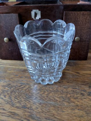 Caja de té antigua de madera