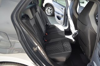Volkswagen Golf VIII R-Line DSG+Full Led+Navegacio