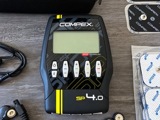 Compex SP 4.0 + Accesorios