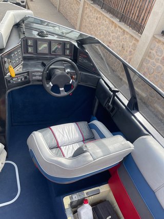 Bayliner 2250 Cobra V8 5,7 260CH barco + remolque